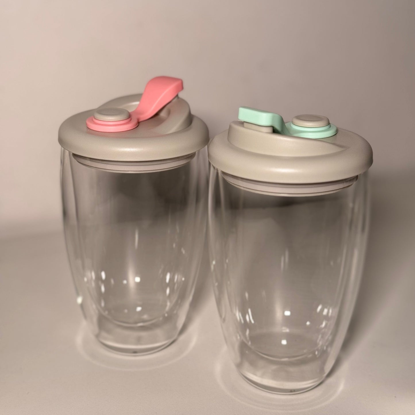 Double wall glass with lid