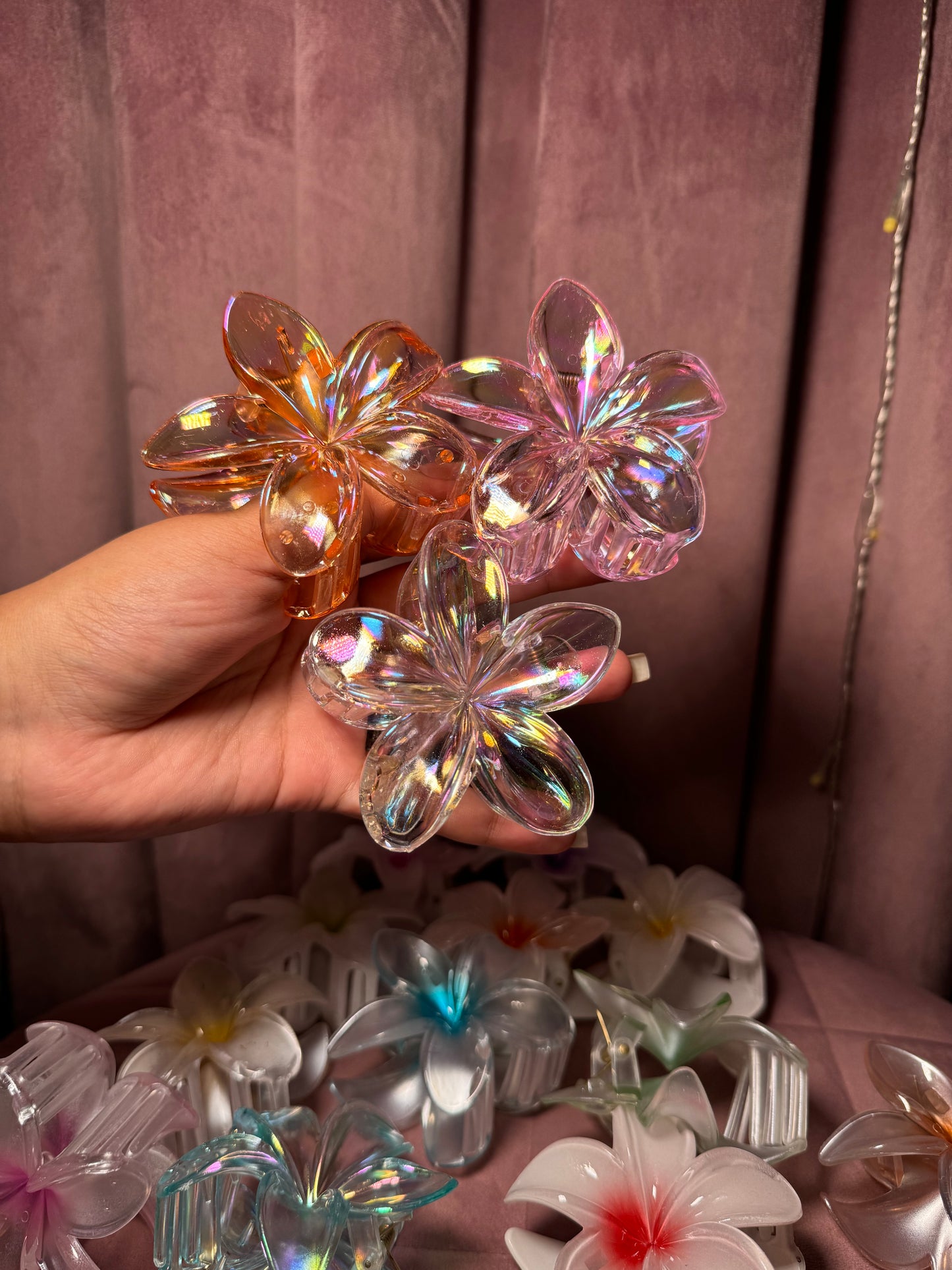 Holographic flower claw ( large )