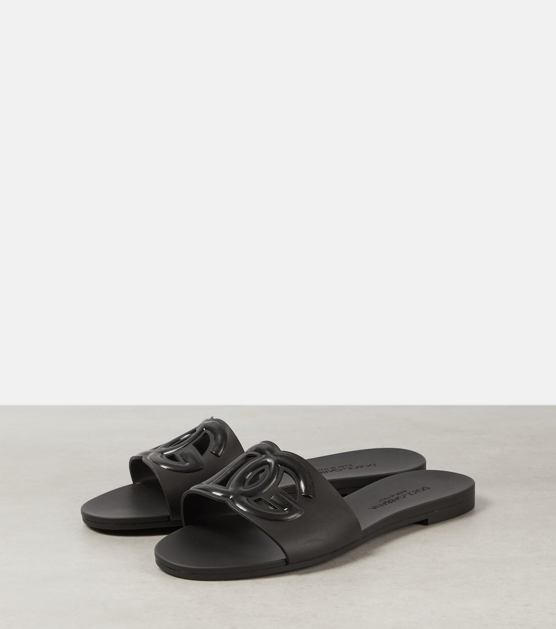 Dolce & Gabbana beach slides