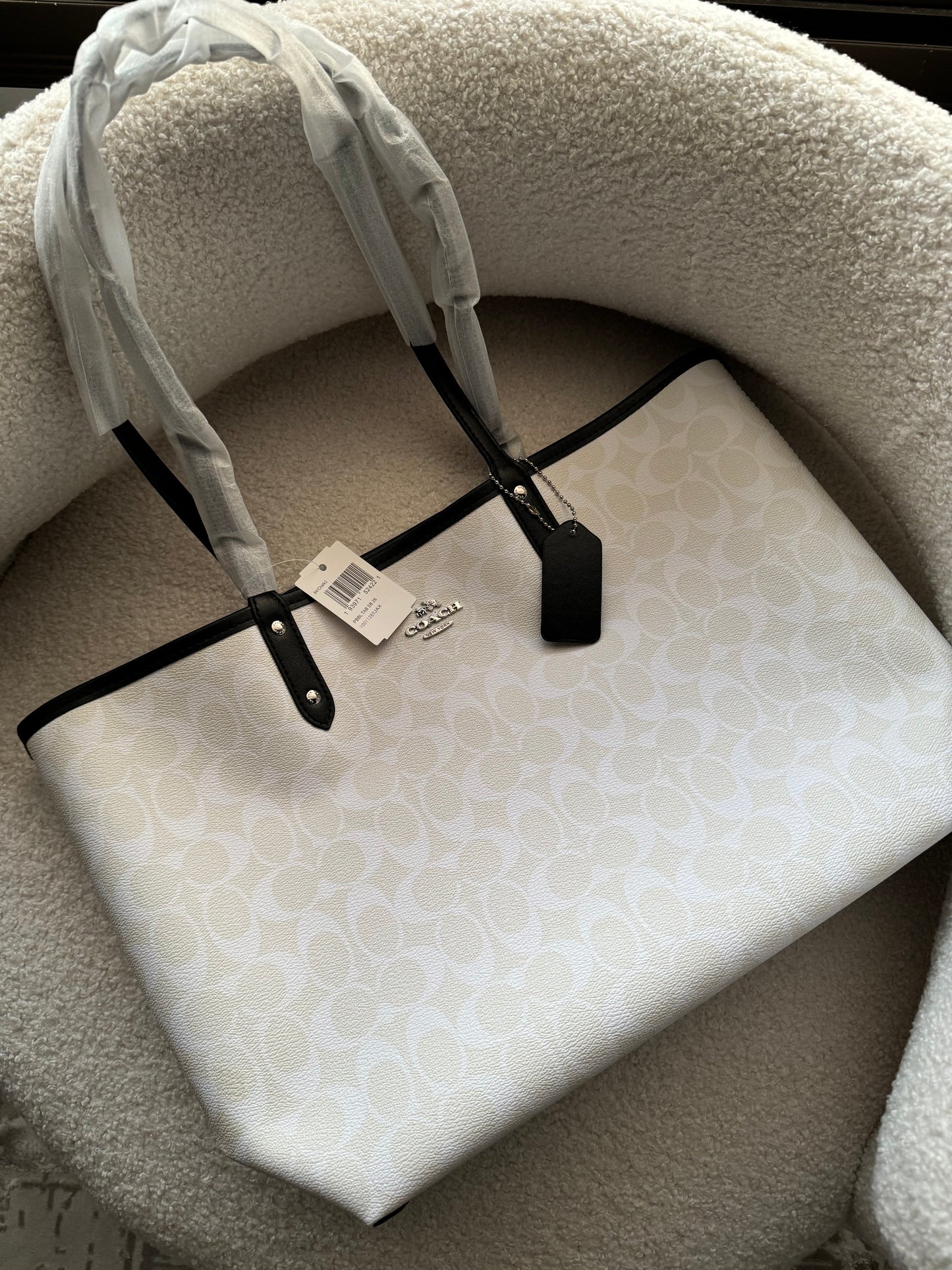 Coach reversible city tote 👜