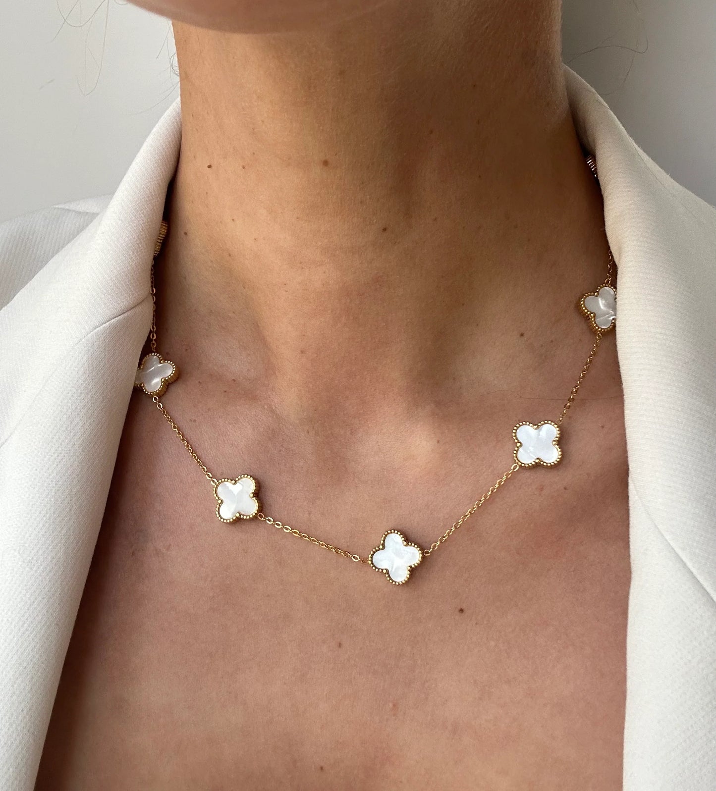 Clover necklace